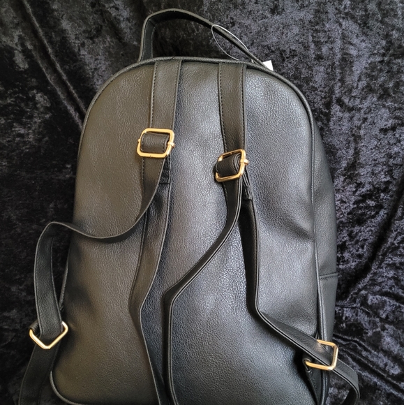Cute Black Butterfly 🦋 Backpack - Picture 7 of 7